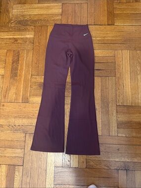 Nike Zenvy Burgundy Flare Leggings with reflective Swoosh